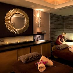 Couples treatment rooms, sauna, hot tub, steam room, body treatments