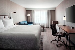 Hochwertige Bettwaren, Betten mit Memory-Foam-Matratzen, Zimmersafe