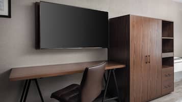 1 bedroom, premium bedding, memory foam beds, in-room safe