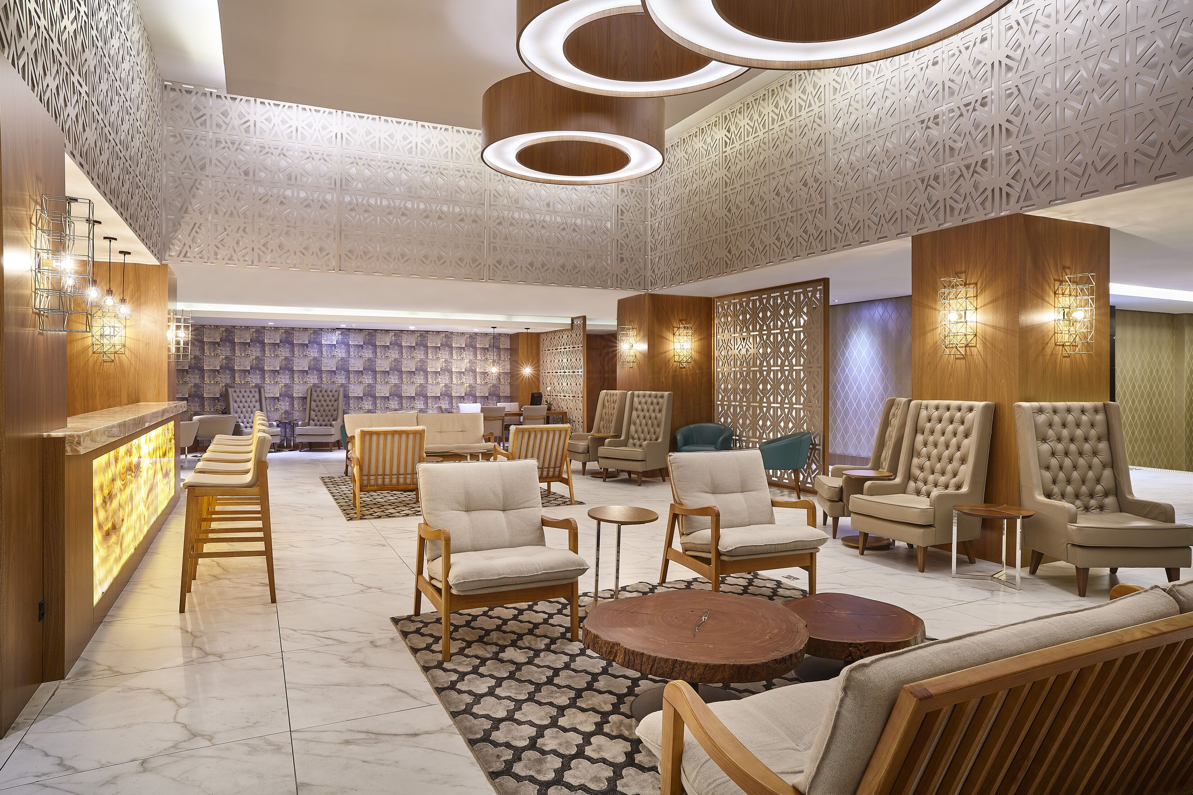 32-inch lcd tv with cable channels, tv, heated floors