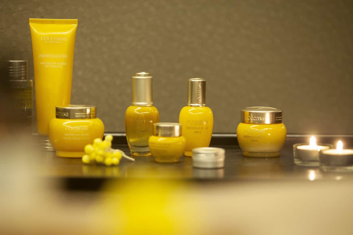 couples treatment room(s), body treatments, body wraps, body scrubs