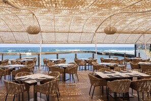 4 restaurants, breakfast served, Mediterranean cuisine