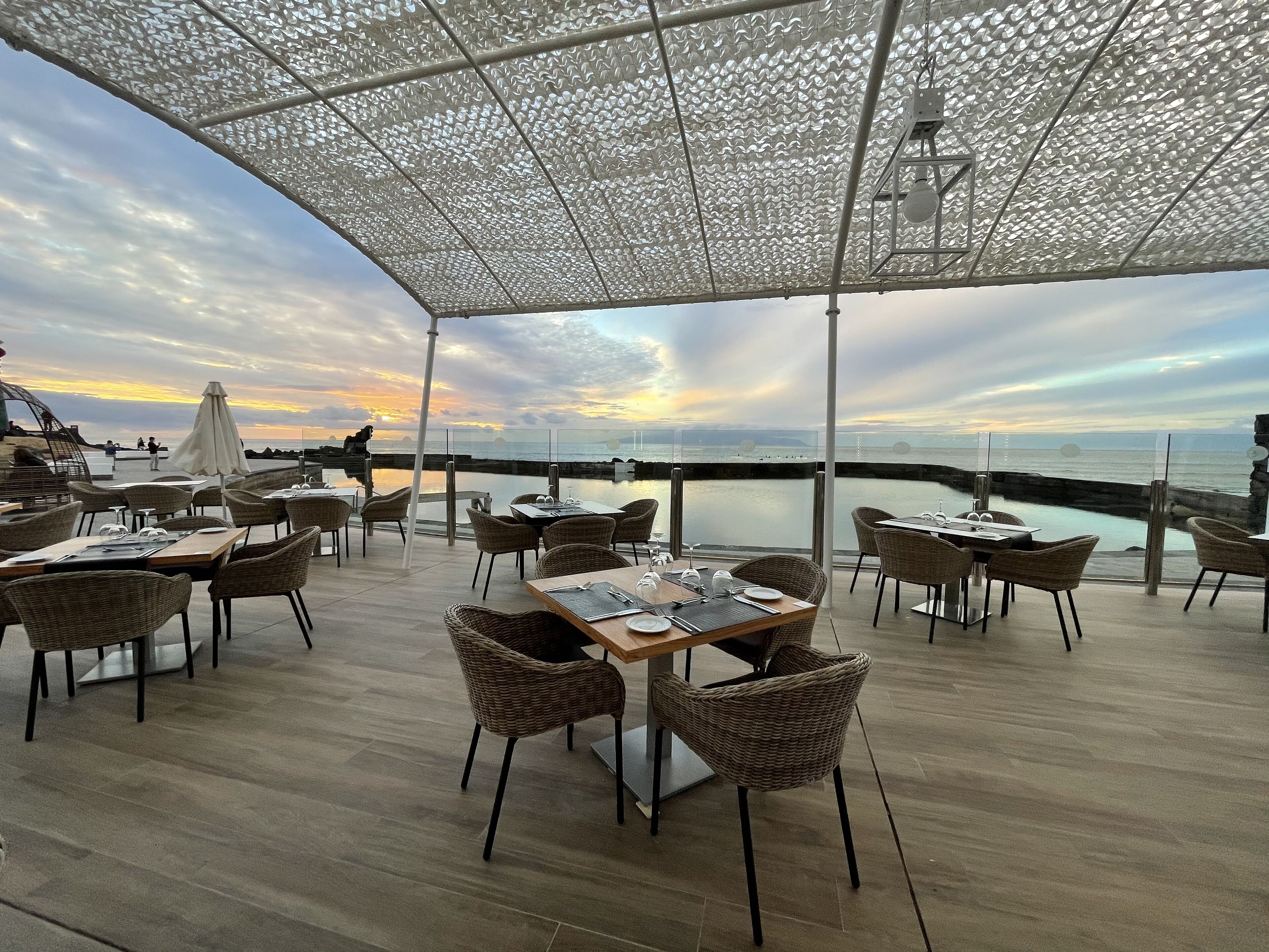 4 restaurants, breakfast served, mediterranean cuisine