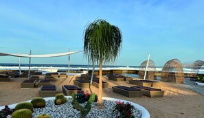 4 restaurants, breakfast served, Mediterranean cuisine