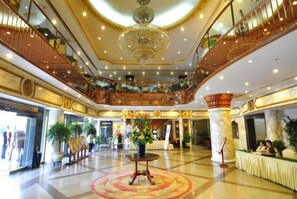 Lobby - Kunming Business Hotel (Kunming)