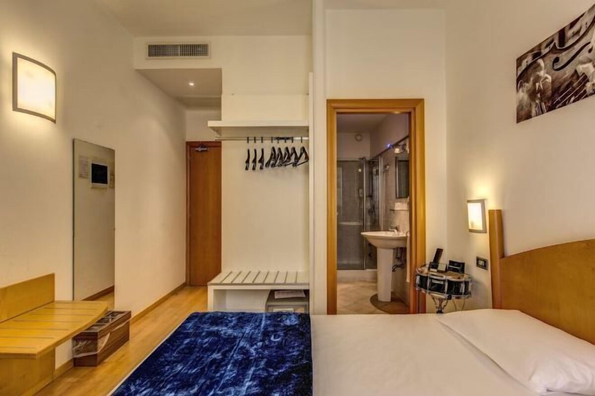 In-room safe, desk, blackout drapes, iron/ironing board (on request)