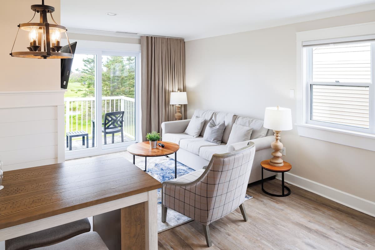 Cottage, 1 Bedroom, Ocean View | Living area