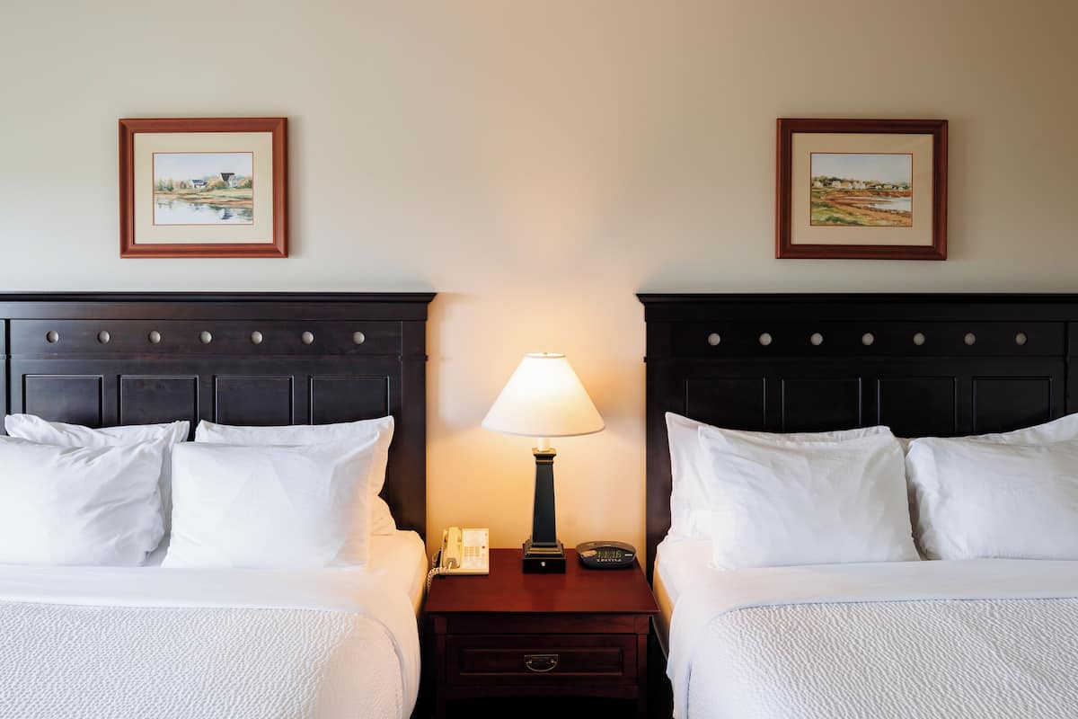 Hypo-allergenic bedding available, pillowtop beds, in-room safe, desk