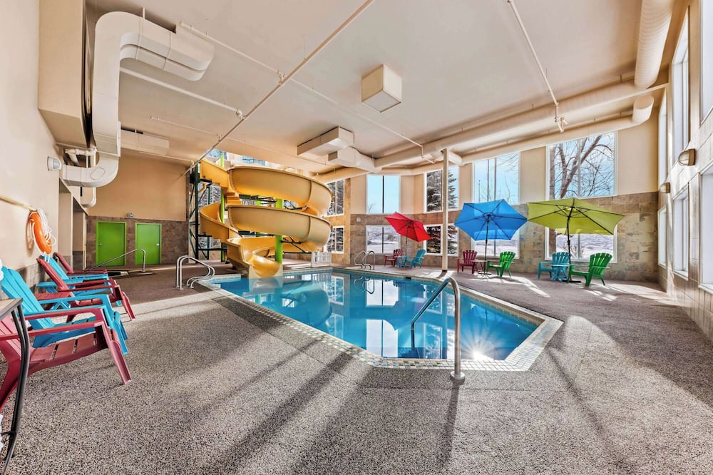 Wingate by Wyndham Calgary