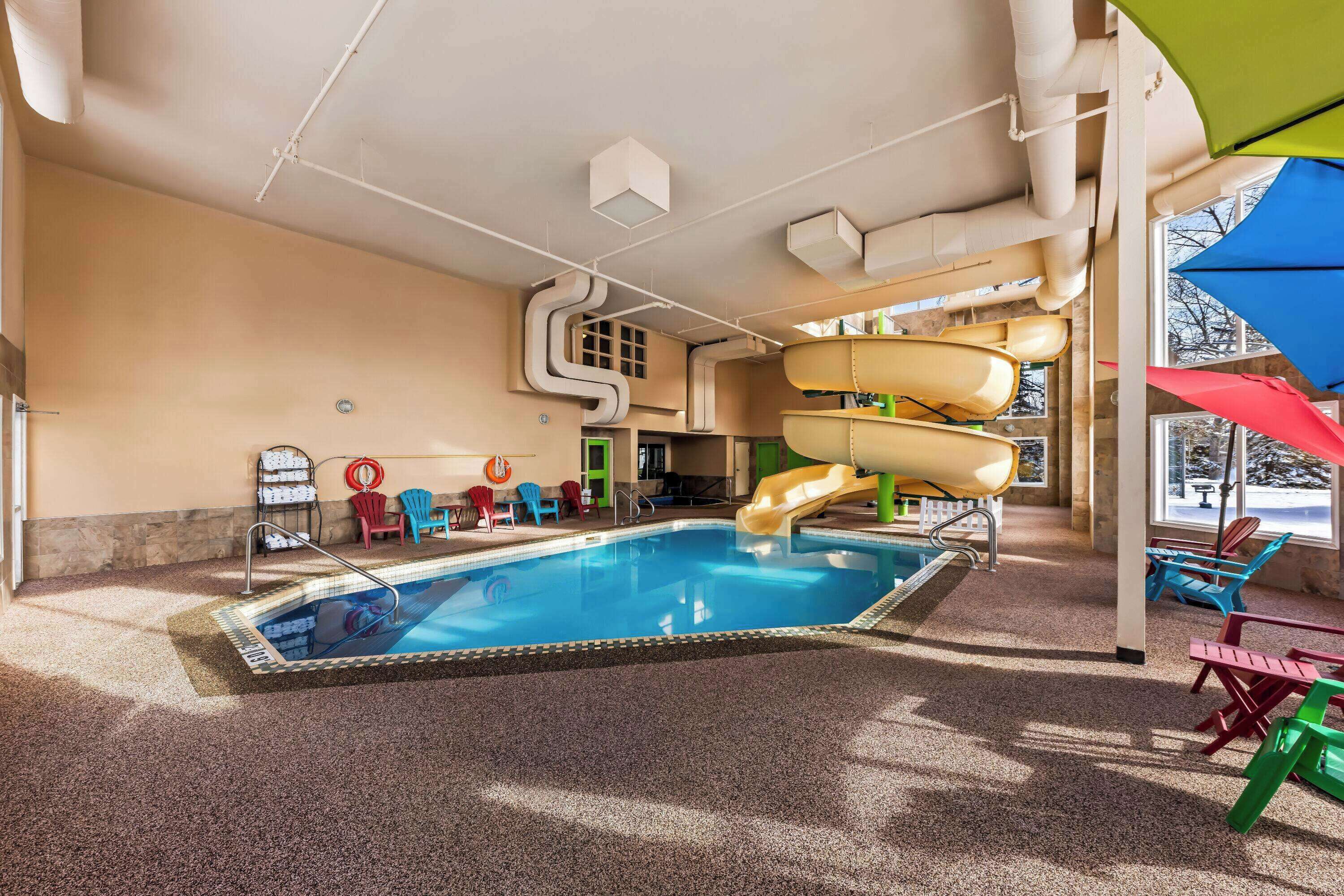 indoor pool, open 6:00 am to 9:00 pm, pool loungers