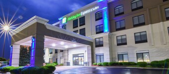 Holiday Inn Express & Suites Indianapolis Northwest by IHG