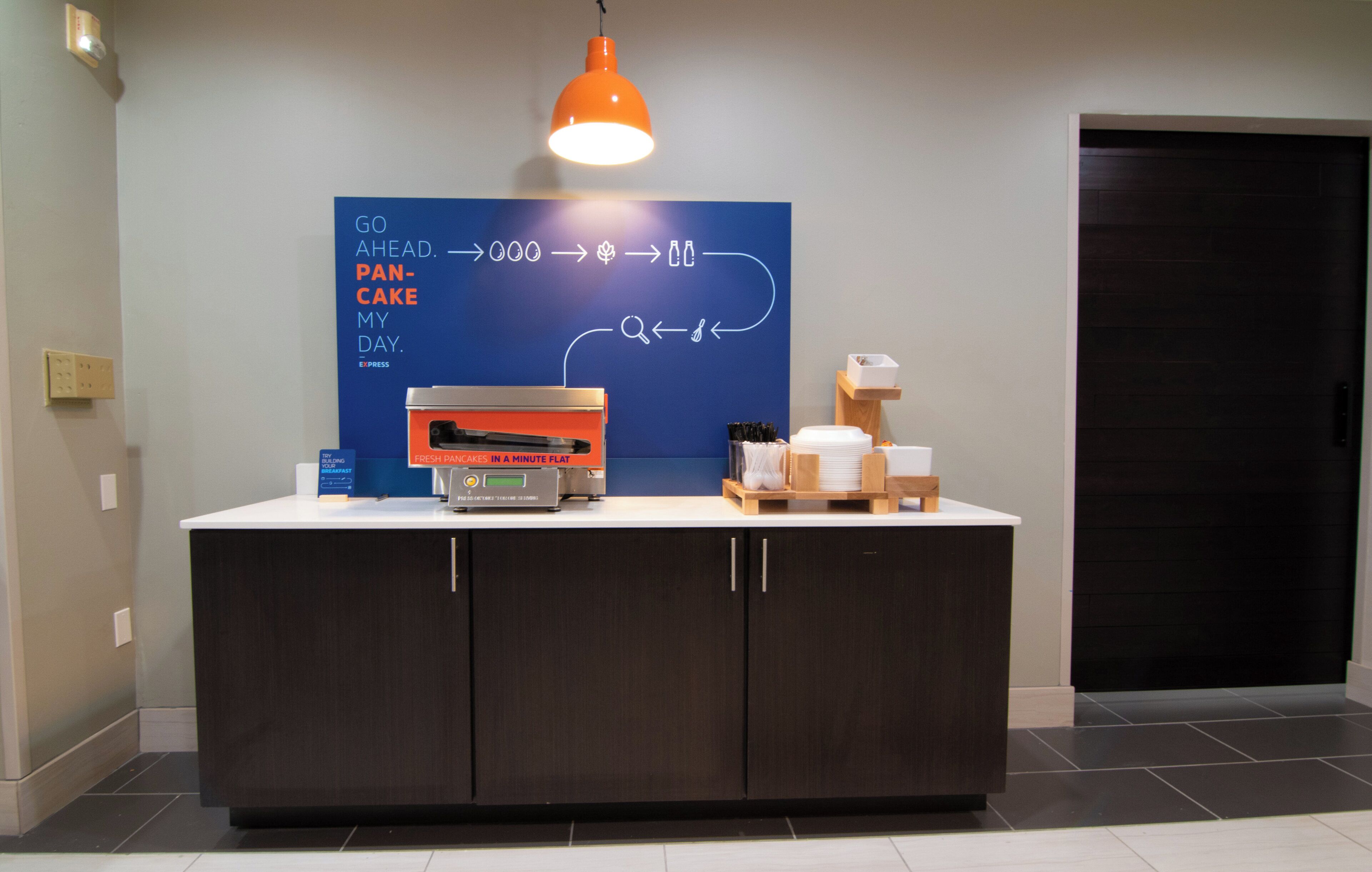 Photo - Holiday Inn Express & Suites Indianapolis Northwest by IHG