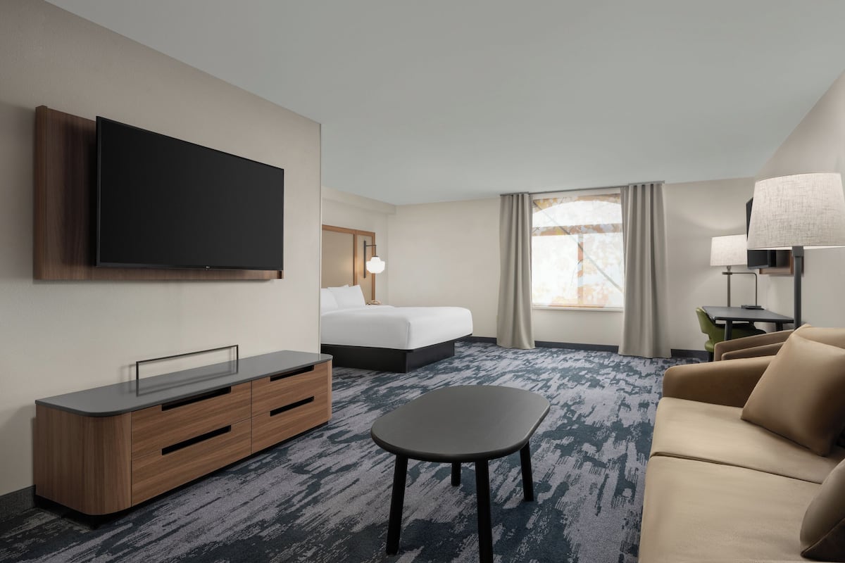 1 bedroom, in-room safe, desk, laptop workspace