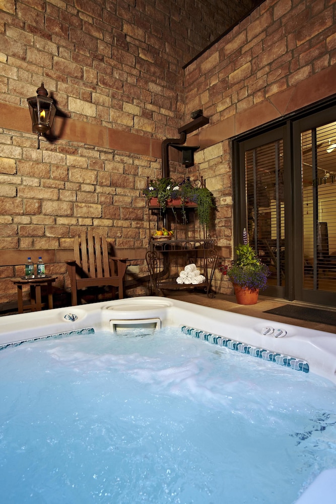 The Hotel Telluride by null