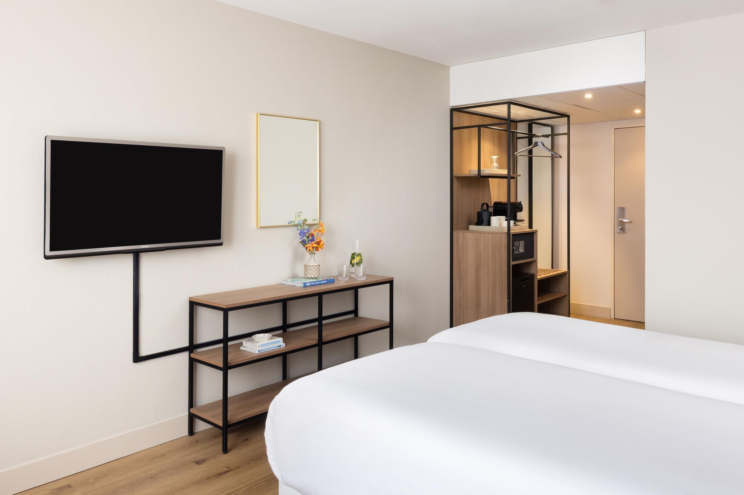 標準客房 | 房內夾萬、書桌、遮光窗簾/窗簾、隔音