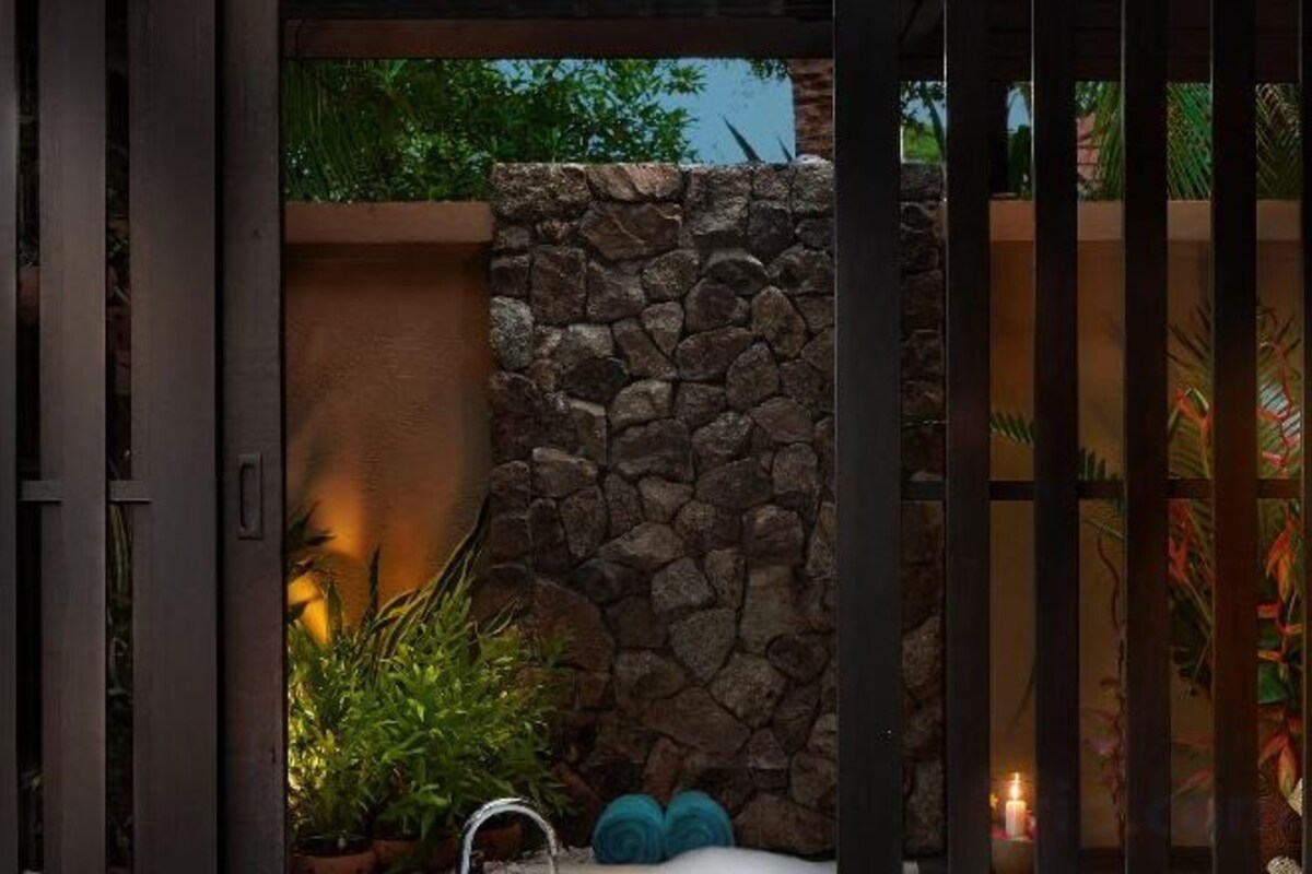 Beachfront Villa