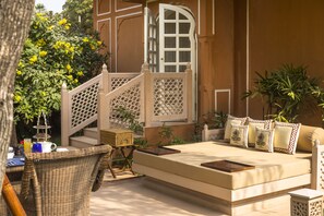 LCD-TV og DVD-spiller