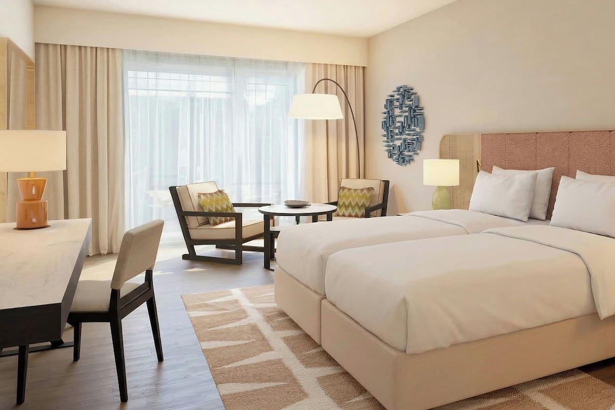 Bộ đồ giường cao cấp, nệm cao su hoạt tính (memory foam), minibar