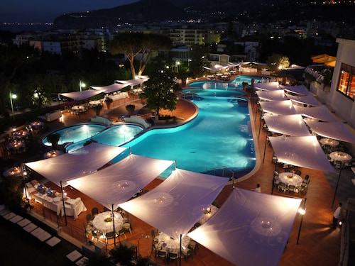 Hilton Sorrento Palace