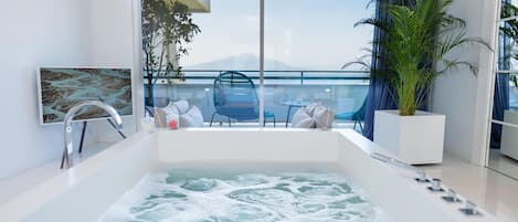 Suite, 1 King-Bett (Surya) | Badezimmer