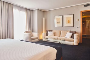 1 bedroom, minibar, in-room safe, desk