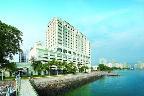 Studio Suite Twin | Exterior