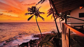 3 Bedroom Deluxe Ocean Front - Poipu Shores 302B | 3 bedrooms, in-room safe, individually decorated, individually furnished