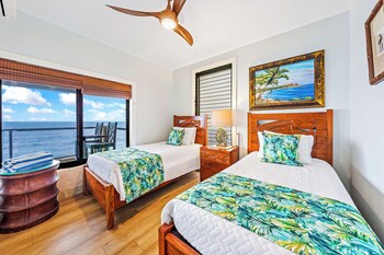 3 Bedroom Deluxe Ocean Front - Poipu Shores 302B | In-room safe, individually decorated, individually furnished at Castle Poipu Shores