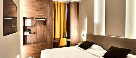 Frette Italian sheets, premium bedding, down comforters, free WiFi