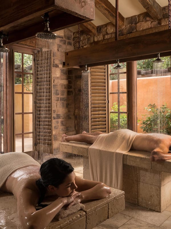 Couples treatment rooms, sauna, hot tub, steam room, Turkish bath