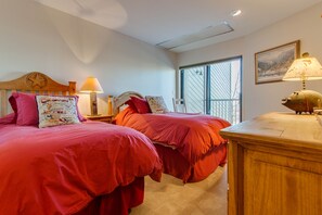 3 bedrooms, individually decorated, individually furnished, desk - La Casa (Steamboat Springs)