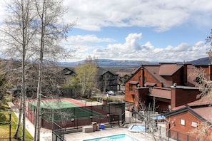 Chalet, 3 Bedrooms, Hot Tub, Marina View (Timber Run 317) | Exterior