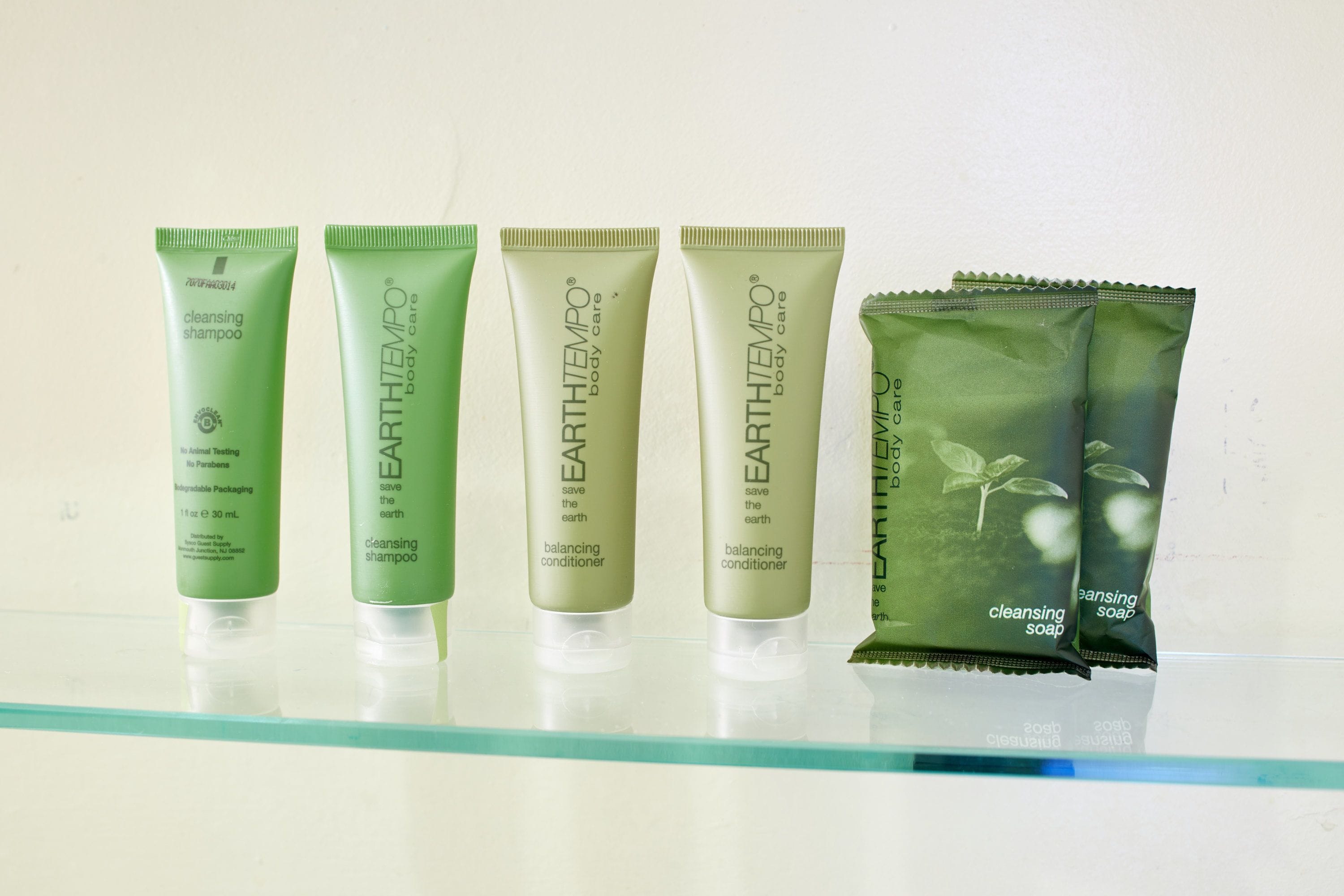 Photo - Pacific Marina Inn Airport