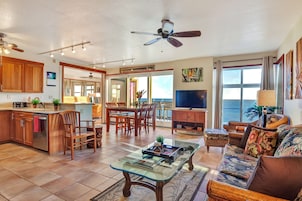 Suite, 2 Bedrooms, 2 Bathrooms, Oceanfront | Living area | TV