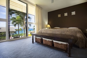 Suite, 2 Bedrooms, 2 Bathrooms, Ocean View | In-room safe, iron/ironing board, cribs (surcharge)