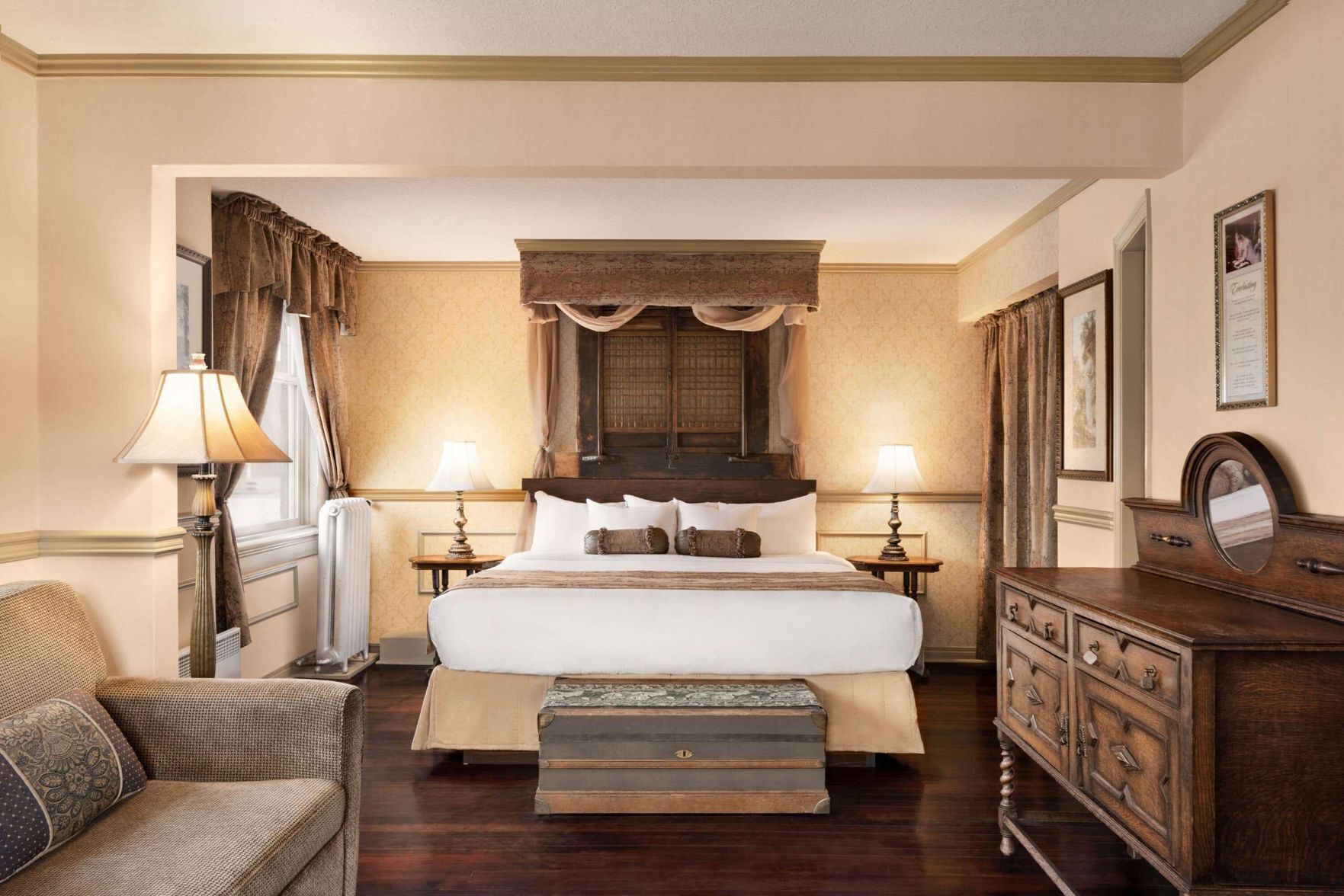 Premium bedding, pillowtop beds, in-room safe, desk