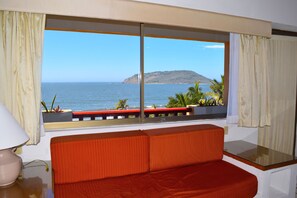 Suite, Kitchenette, Sea View | Beach/ocean view