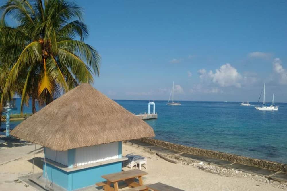 Villablanca Garden Beach Hotel
