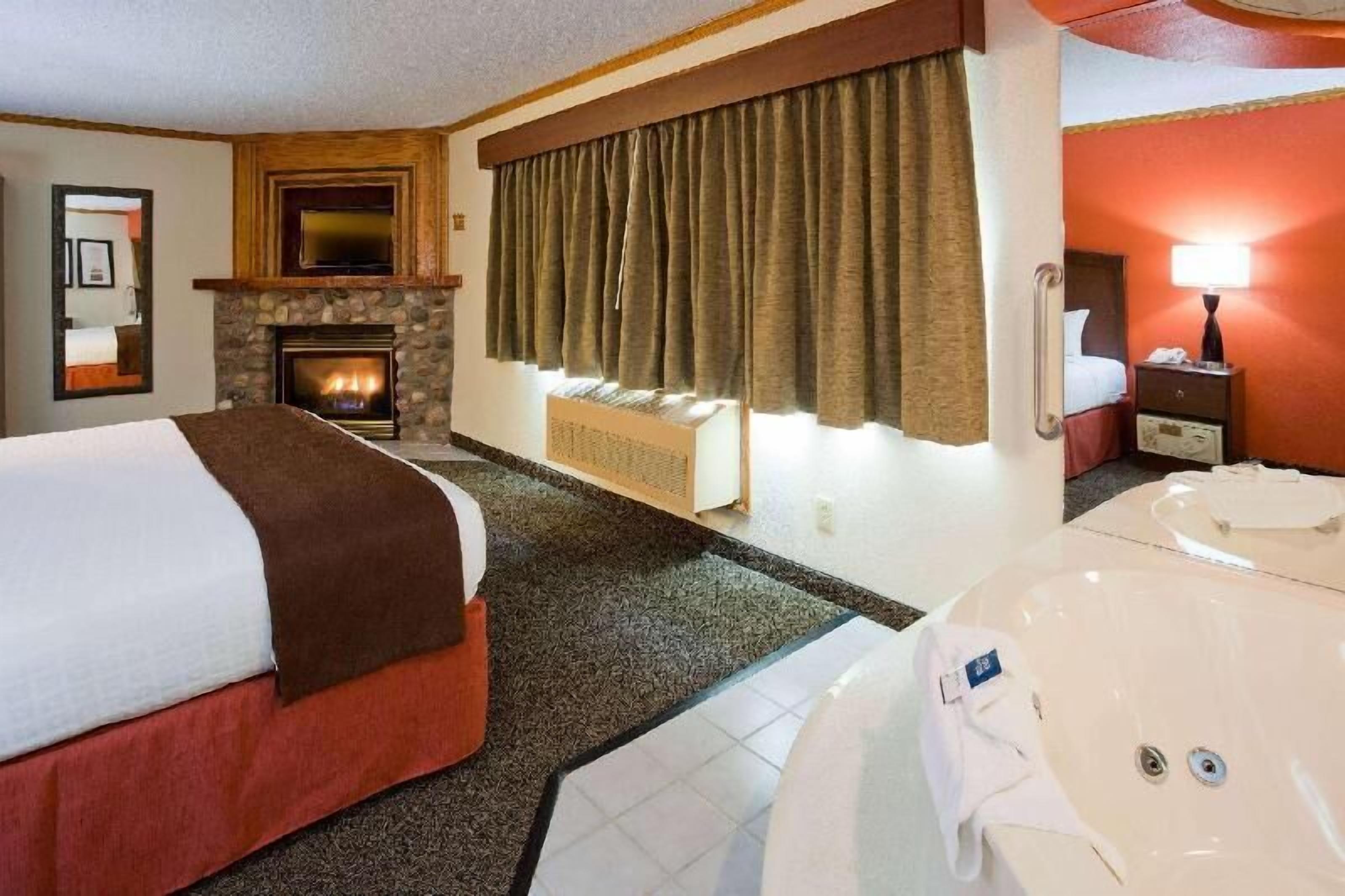 In-room safe, desk, iron/ironing board, free cribs/infant beds