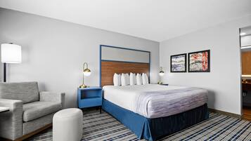 Studio Suite, 1 King Bed, Non Smoking | In-room safe, desk, iron/ironing board, free cribs/infant beds