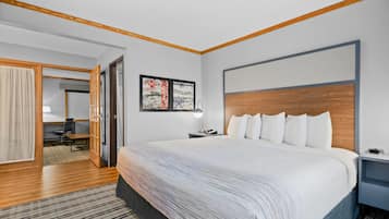 Suite, 1 King Bed, Non Smoking (One-Bedroom) | In-room safe, desk, iron/ironing board, free cots/infant beds