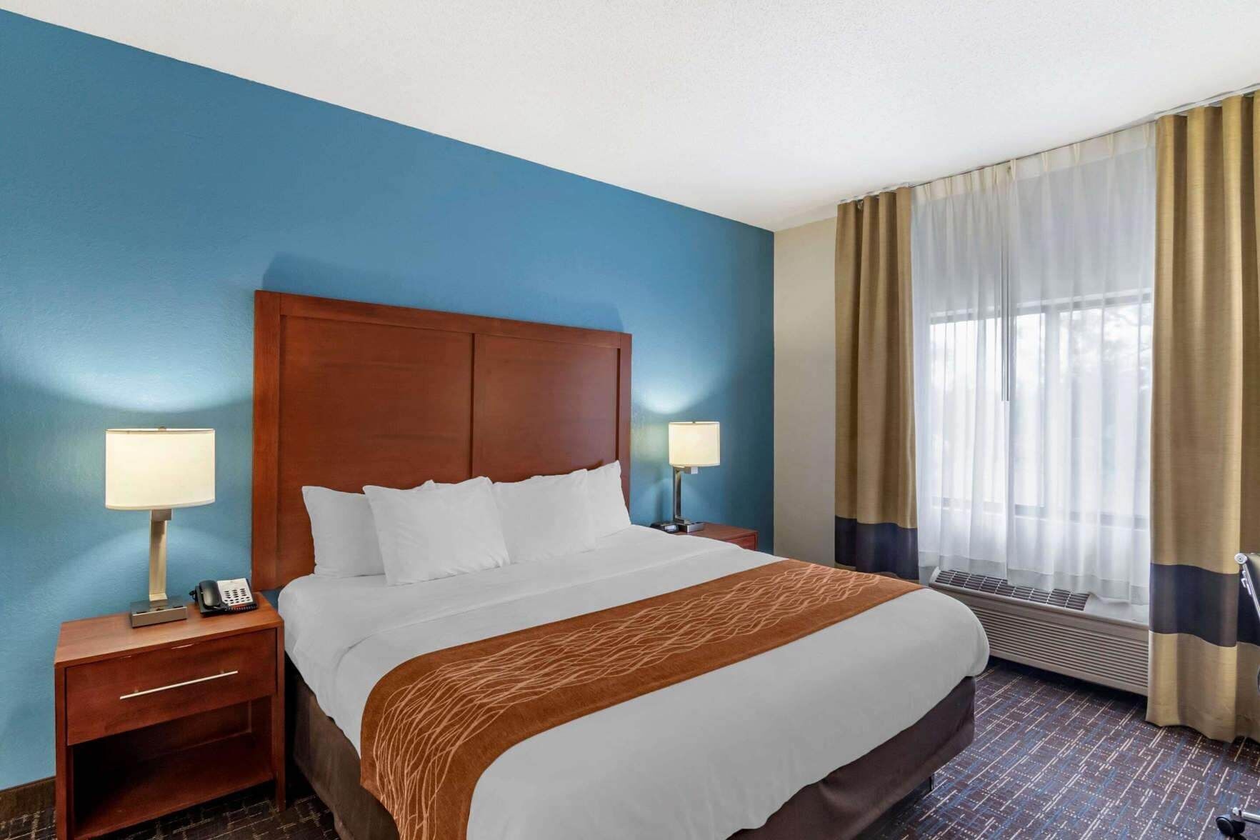 In-room safe, desk, iron/ironing board, free cots/infant beds