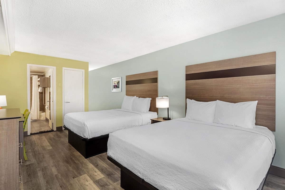 In-room safe, desk, laptop workspace, iron/ironing board