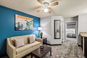 Suite, 2 Queen Beds, Non Smoking, Refrigerator & Microwave (with Sofabed) | Pillow-top beds, in-room safe, desk, laptop workspace - Best Western Fort Wayne Inn & Suites North (Fort Wayne)