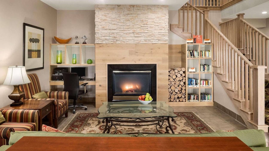 Country Inn & Suites by Radisson, Louisville South, KY