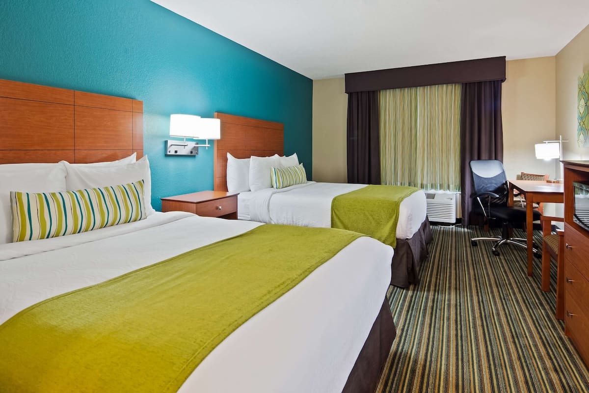 desk, iron/ironing board, free cots/infant beds, rollaway beds