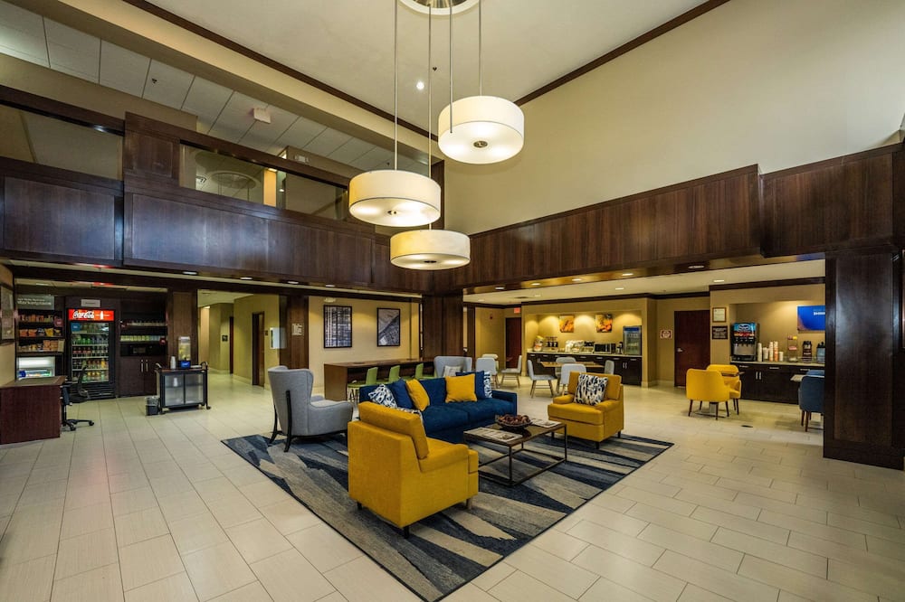 Comfort Suites Houston West at Clay Road