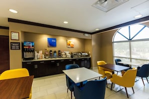 Free daily buffet breakfast