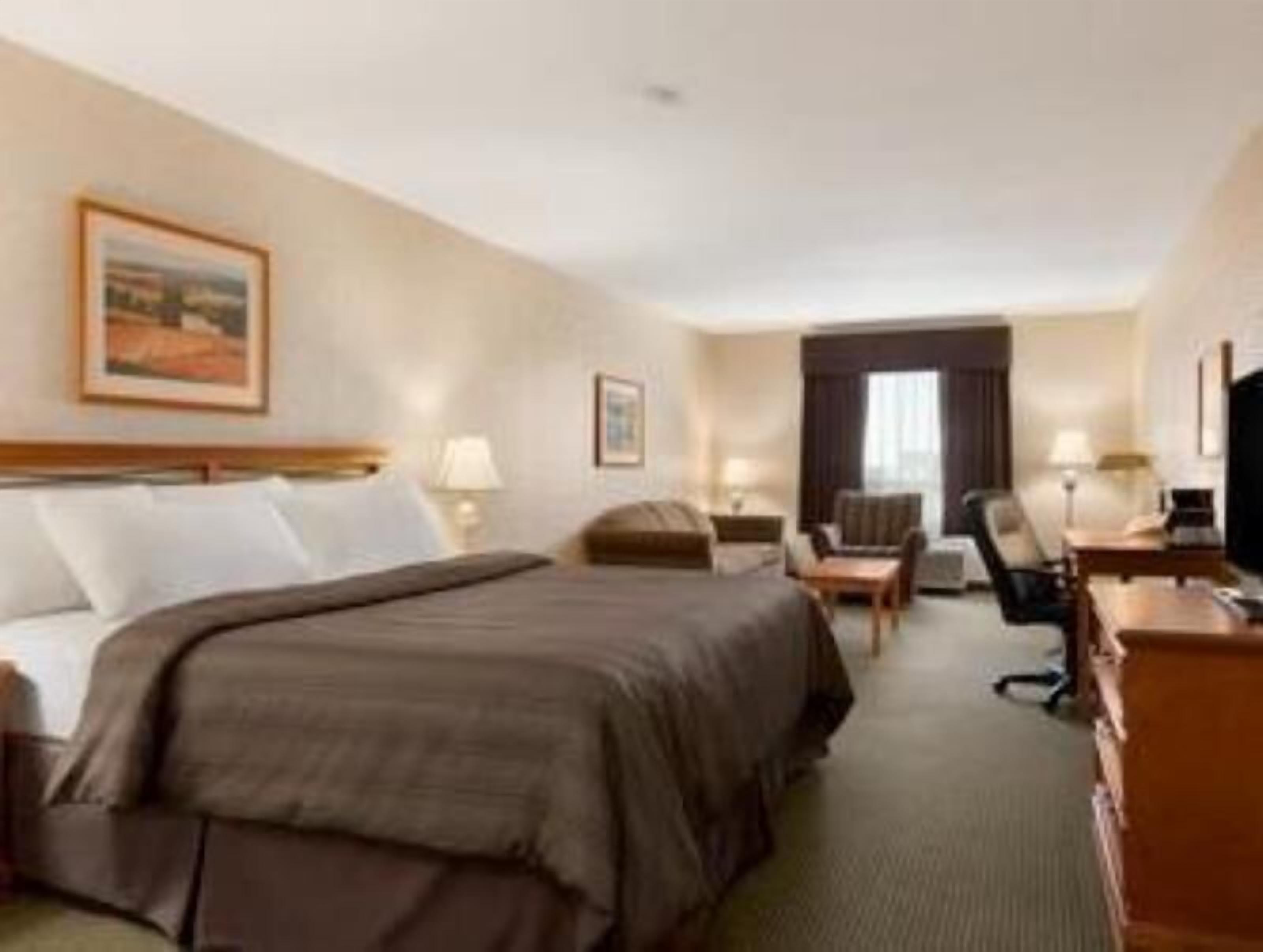 Seprai premium, meja kerja, dan ruang kerja ramah laptop