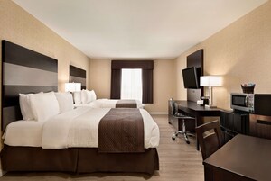 Ropa de cama de alta calidad y escritorio 